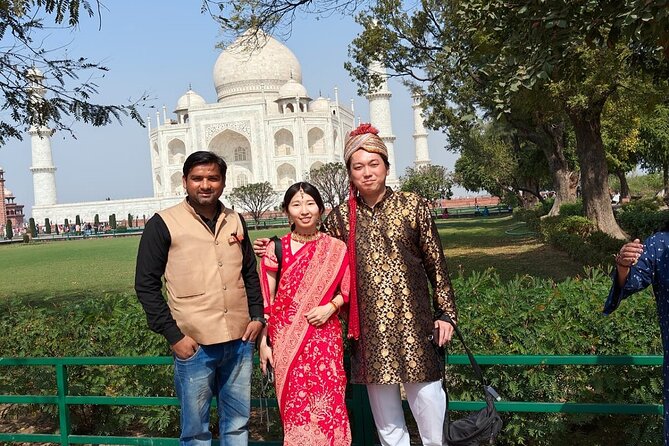 From Delhi: Same Day Taj Mahal Tour By Car - Comfort, control, and the private group setup