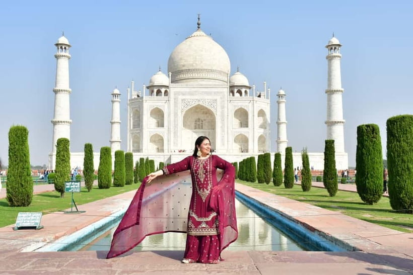 From Delhi: Same Day Taj Mahal Trip By India's Fastest Train - The Taj Mahal with a guided plan: where the time goes