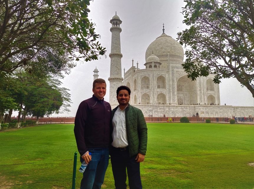 From Delhi: Sunrise Taj Mahal & Agra Private Day Trip By Car - Watching the Taj Mahal at first light
