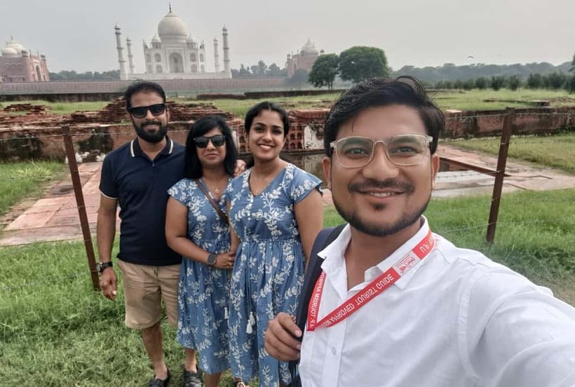 From Delhi: Sunrise Taj Mahal and Agra City Day Tour By Car - Who should book this sunrise Taj day tour