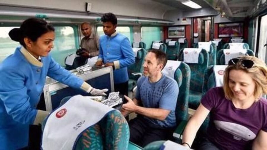 From Delhi: Taj Mahal & Agra City Tour By Gatiman Train - Why the Gatimaan Express Agra Day Trip Works