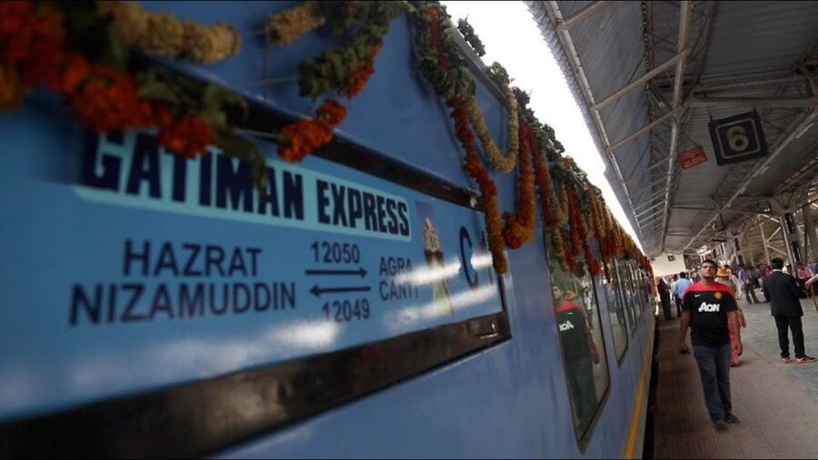 From Delhi: Taj Mahal & Agra City Tour By Gatiman Train - Lunch at a 5-Star Hotel: What’s Included and What Isn’t