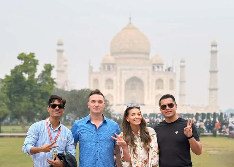 From Delhi: Taj Mahal & Agra Day Tour by Superfast Train - First-class train comfort, plus breakfast and dinner if selected