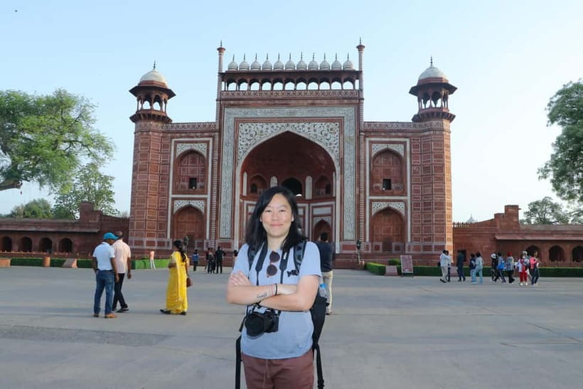 From Delhi: Taj Mahal & Agra Day Tour with Fatehpur Sikri - Timing tips that help you get Baby Taj (and sleep later)