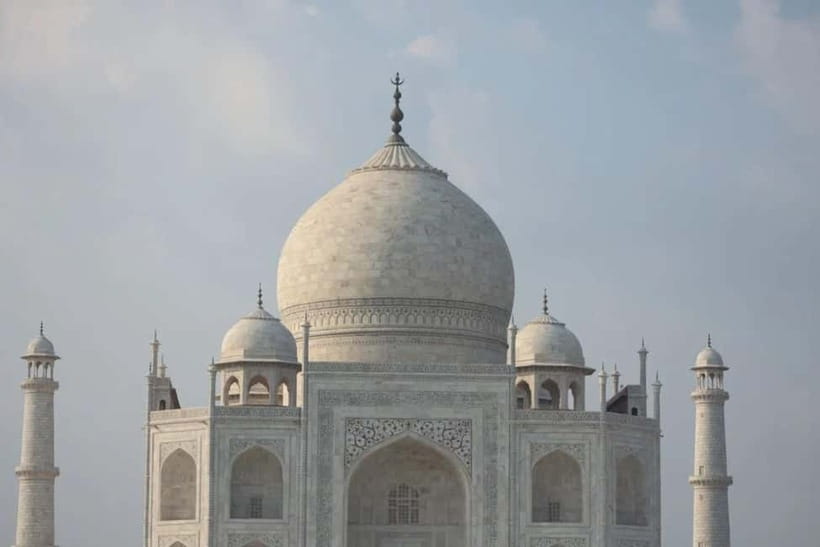 From Delhi: Taj Mahal & Agra Day Tour with Fatehpur Sikri - Fatehpur Sikri: Akbar’s red sandstone UNESCO city in one long push