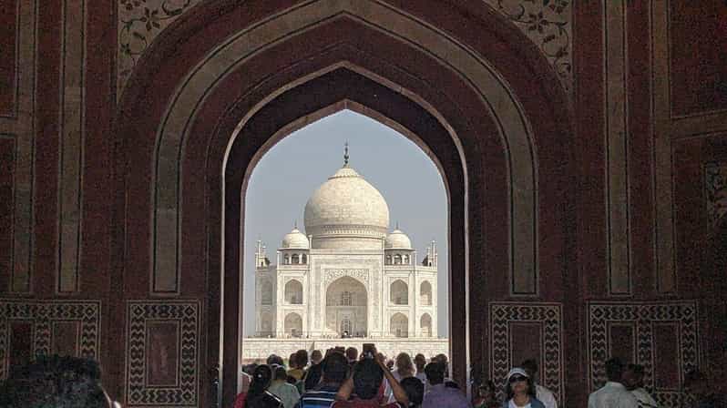 From Delhi: Taj Mahal & Agra Day Trip with Jaipur Drop - The car ride: comfort, control, and what you should pack