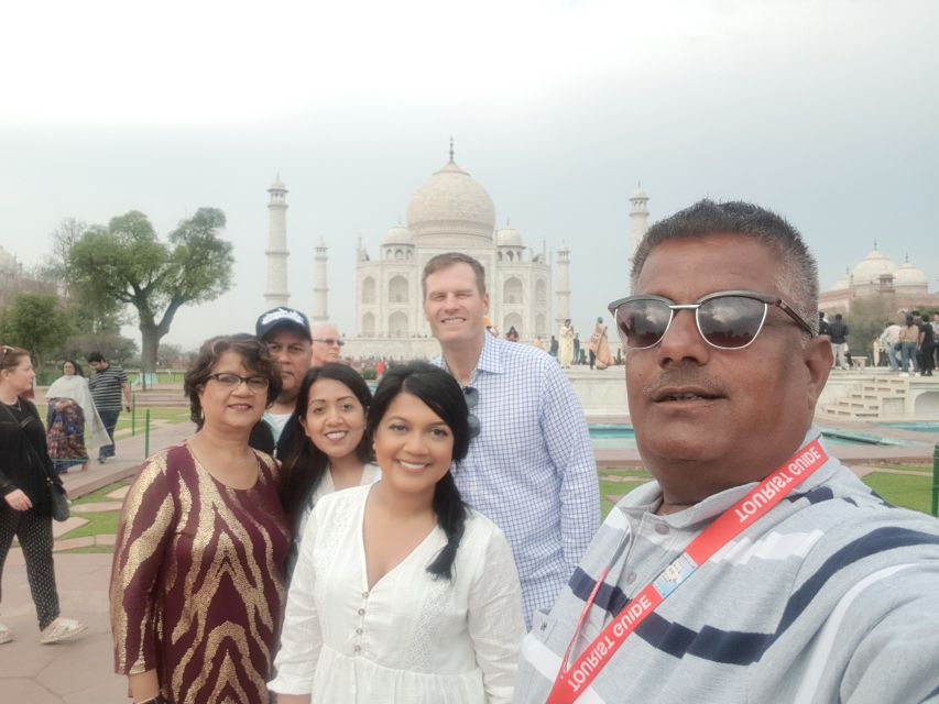 From Delhi: Taj Mahal & Agra Fort Day Trip by Express Train - Taj Mahal: skip-the-line entry plus a guide who explains what you’re seeing
