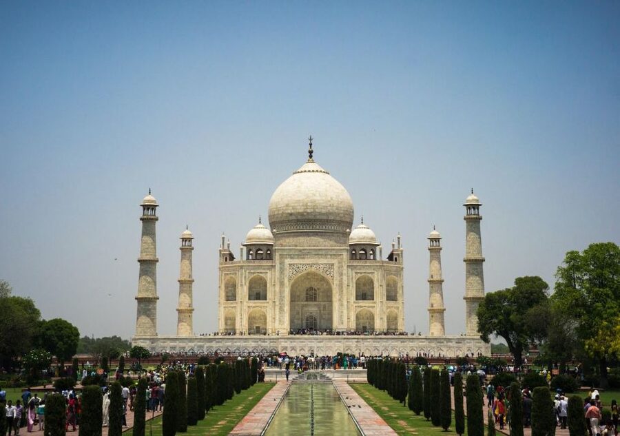 From Delhi: Taj Mahal & Agra Fort Shared Group Tour - A long day, timed right: how this Agra trip fits your schedule