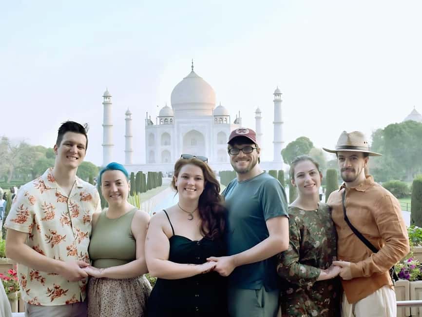 From Delhi: Taj Mahal & Agra Fort Shared Group Tour - Getting to Agra: pickup areas and the AC shared van advantage