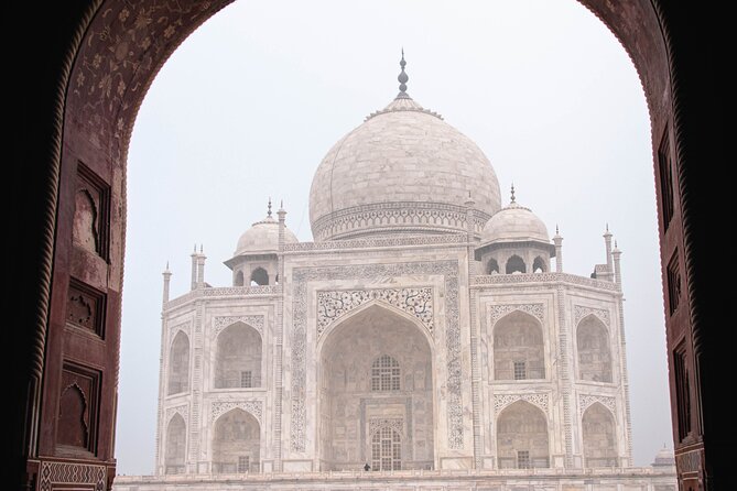 From Delhi : Taj Mahal & Agra Fort Tour by Luxury Express Train - Taj Mahal at your pace: a morning visit with a guide plan