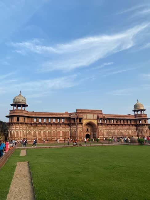 From Delhi: Taj Mahal & Agra Tour with Lunch at Marriott - WhatsApp support and no shopping pressure