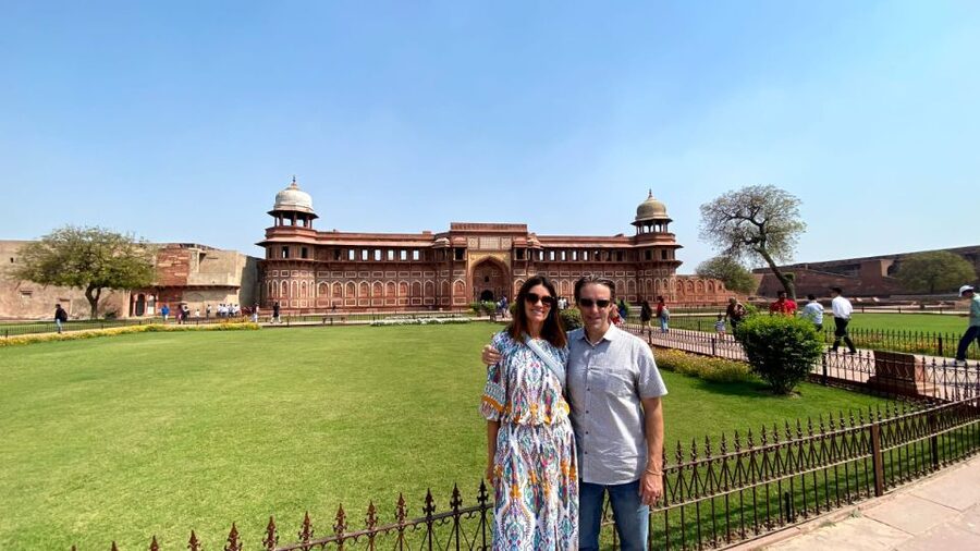 From Delhi: Taj Mahal and Agra Day Tour by Super-fast Train - Lunch in Agra: When the Buffet Upgrade Matters