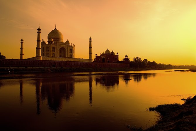 From Delhi: Taj Mahal and Agra Fort Day Tour By Car - Price and logistics: is $15 per person actually good value?