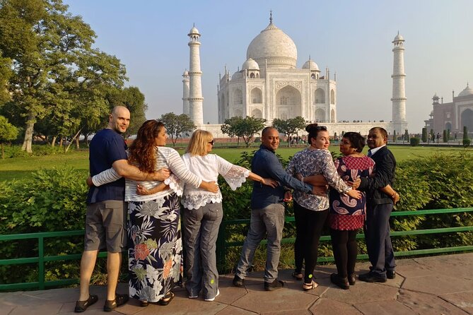 From Delhi: Taj Mahal Day Tour With Traditional Dress - Delhi-to-Agra logistics: smooth drive, long day