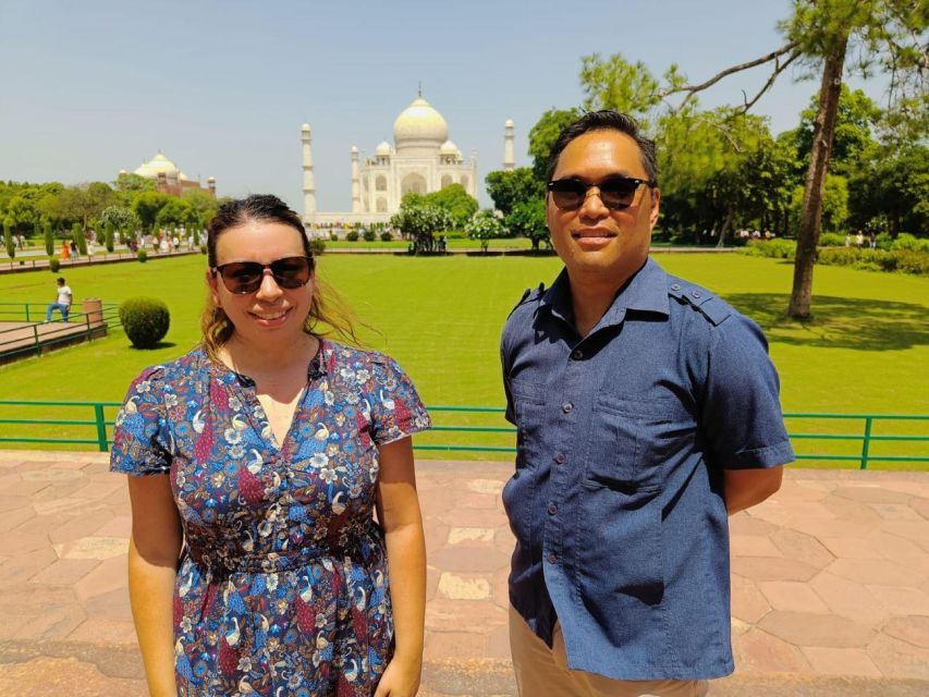 From Delhi: Taj Mahal Luxury Day Tour By Superfast Train - Taj Mahal at First Light: More Than a Photo Stop