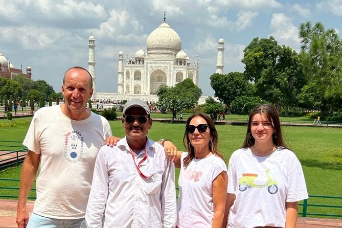 From Delhi : Taj Mahal Luxury Tour Package by Car - Key highlights worth planning around