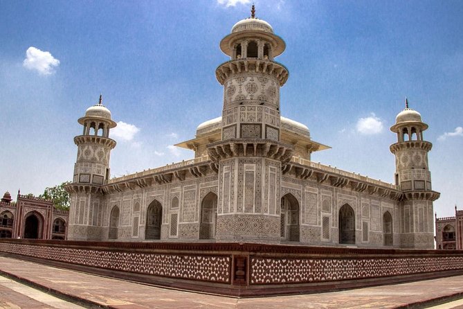 From Delhi: Taj Mahal Sunrise, Agra Fort & Baby Taj Day Tour - Skip-the-line Taj Mahal at sunrise: less waiting, more looking