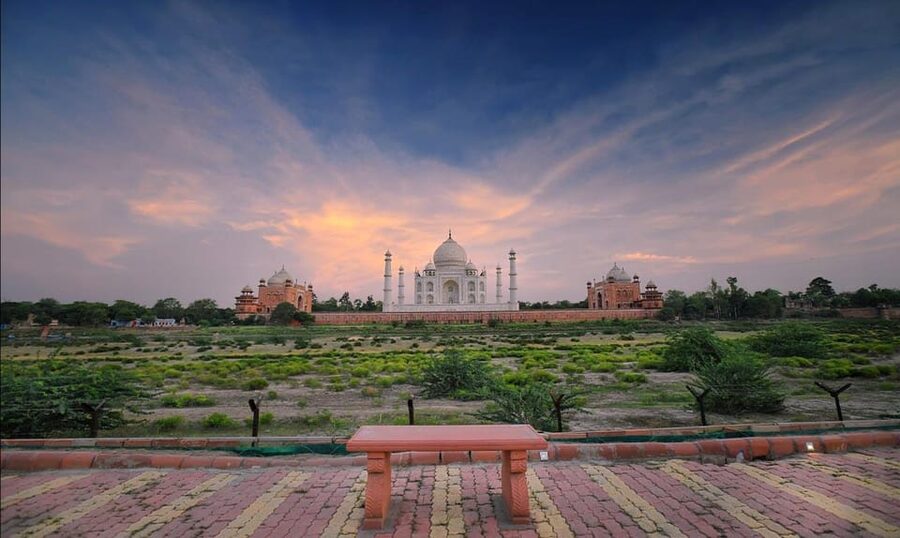 From Delhi: Taj Mahal Sunrise & Agra Private Day Trip - Logistics That Matter: Timing, Cash, and Friday Closures