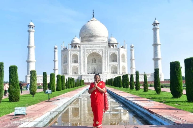 From Delhi: Taj Mahal Sunrise and Agra Fort Private Day Trip - Getting picked up in Delhi (and not losing time)