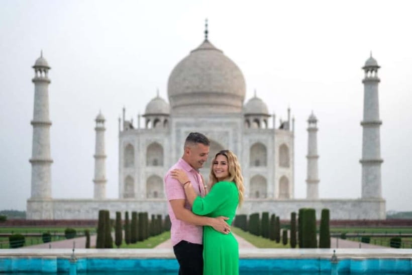 From Delhi: Taj Mahal Tour with Professional Photographer - Leaving Delhi in a Private A/C Car (and keeping your day calm)