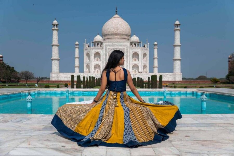 From Delhi: Taj Mahal Tour with Professional Photographer - Professional photographer for Taj Mahal: great photos, with one catch