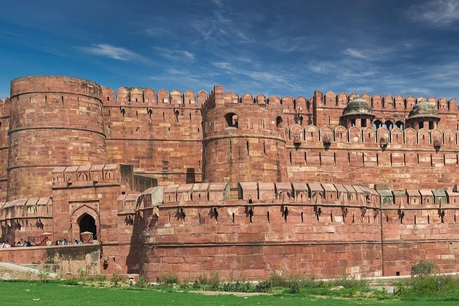 From Delhi : Tajmahal Sunrise tour with Agra fort, Baby Taj, Meal - Agra Fort After the Taj: A Focused 1-Hour Stop