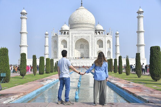 From delhi:(Vip entry)All Inclusive Taj Mahal & Red Fort day trip - Key highlights you’ll care about