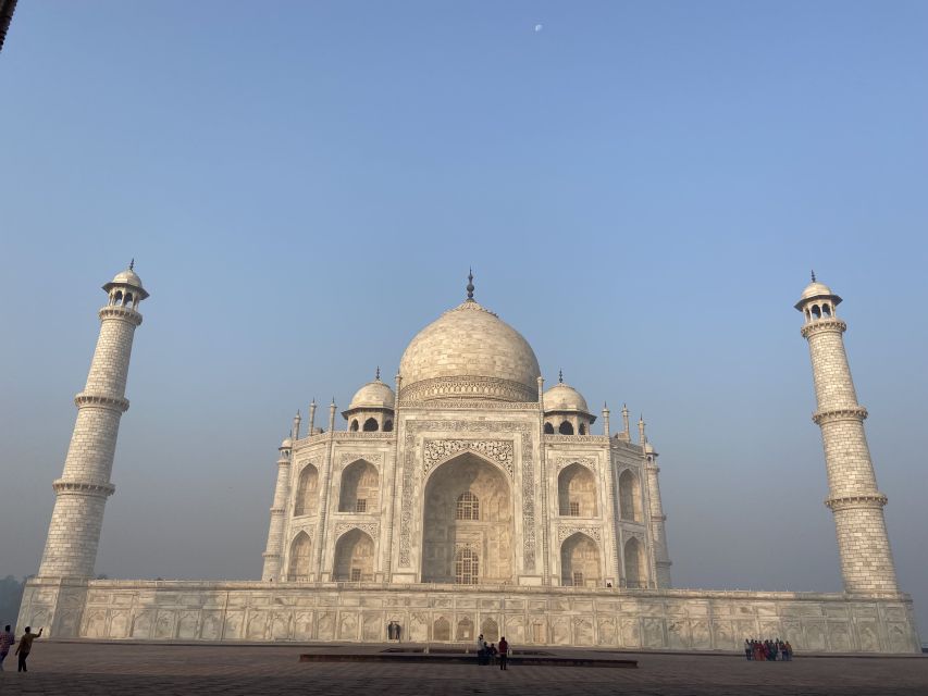 From Jaipur : Taj Mahal & Agra fort Tour and Drop Delhi - Agra Fort: Mughal Power and Mughal–Hindu Architectural Fusion