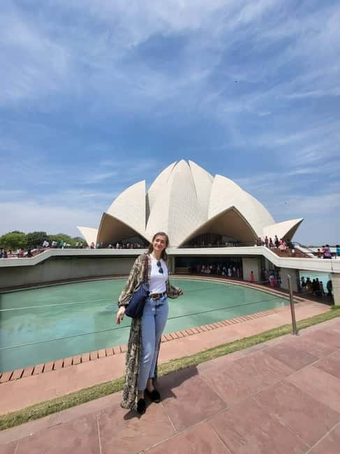 From New Delhi Airport : Guided Layover Old & New Delhi Tour - Why this Delhi layover tour beats the airport shuffle