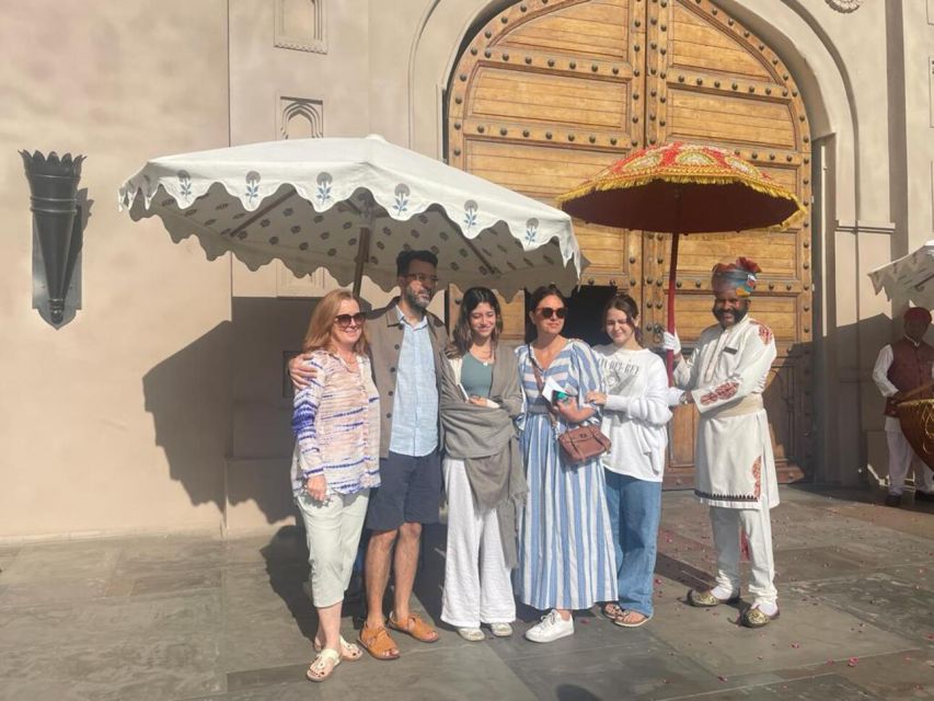 From New Delhi: Jaipur Private Day Trip with Guide - Panna Meena ka Kund: The Step Well That Slows You Down