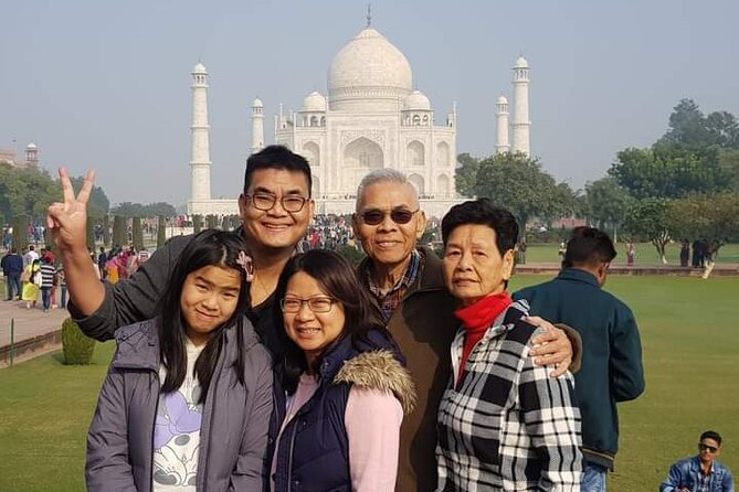From New Delhi - Taj Mahal And Bay Taj Private Tour By Car - Pickup in the NCR: where the chauffeur finds you