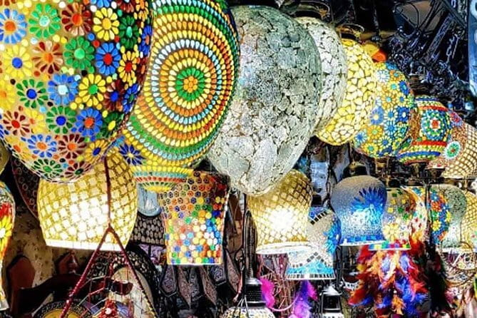 Full Day Delhi Local Sightseeing Tour with Guide - Pickup, private transport, and the small things that save your day