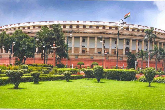Full Day Delhi Tour - Rajpath landmarks: India Gate, Parliament, and the President’s House views