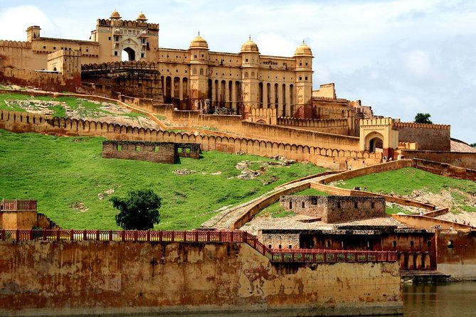 Full Day Jaipur (Pink City) Tour from Delhi by Express Train - Morning in Delhi: 5:00 AM pickup and chair car comfort