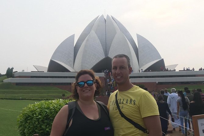 Full-Day Old and New Delhi Private Tour with Qutub Minar - Why This Old-and-New Delhi Tour Makes Sense in One Long Day