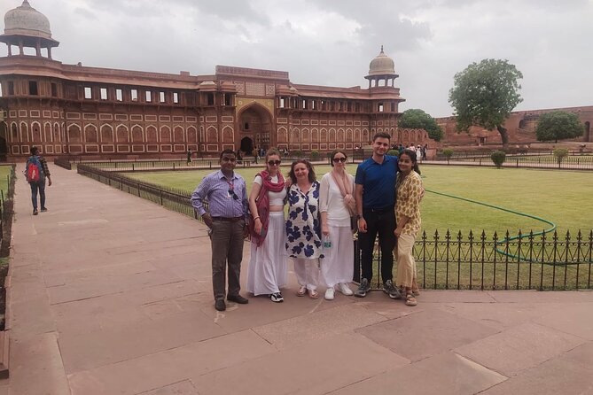 Full day Private tour from Delhi to Agra - Agra Cantonment meet-up: when the day turns from transit to sightseeing