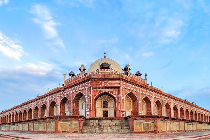 Full Day Private Tour Of Old & New Delhi - Qutub Minar: 240 feet of stone-and-brick drama