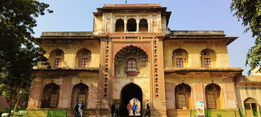 Full or Half Day Private Guided Tour of Old and New Delhi - Old Delhi First: Jama Masjid, Chandni Chowk, Khari Baoli, and the Market Reality Check