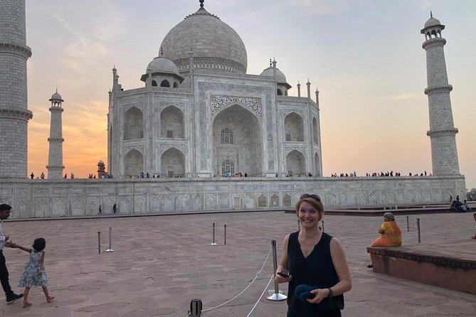 Golden Triangle 2 Nights, 3 Days: Delhi - Agra - Jaipur - Day 1 in Agra: Taj Mahal and Agra Fort Without the Panic