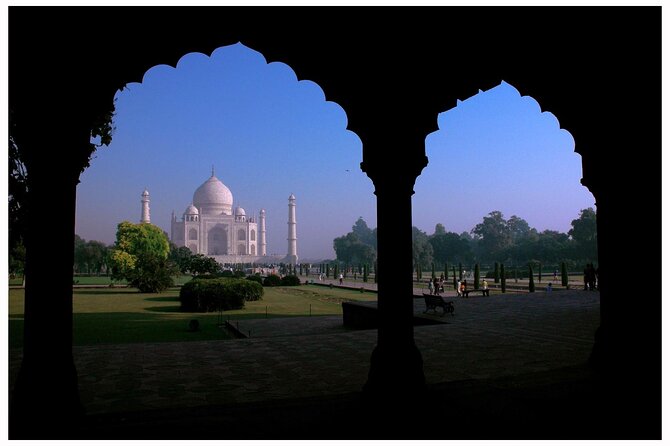 Golden Triangle 6 Days Tour from New Delhi - Day 2: Akshardham in the daytime, then Mehtab Bagh at sunset