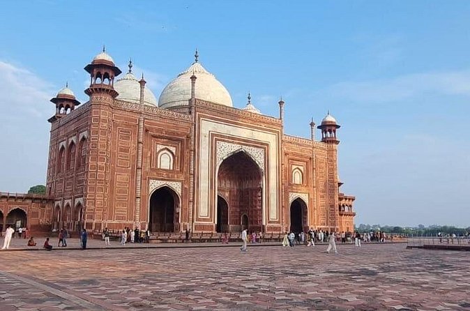 Golden Triangle - Delhi Agra and Jaipur - Day 4 Jaipur at your pace: optional safaris, home cooking, and henna