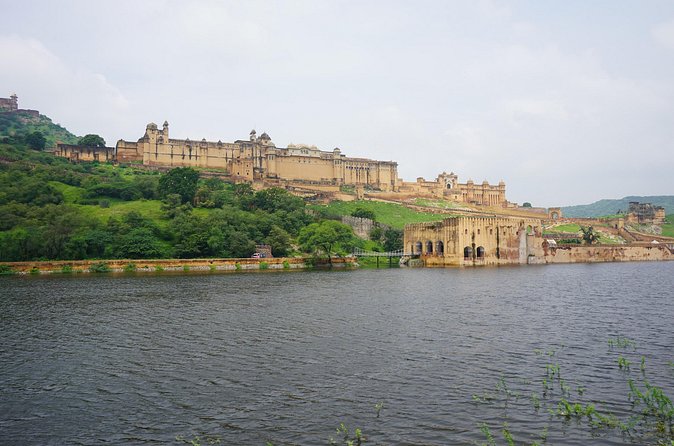 Golden Triangle - Delhi Agra and Jaipur - Guides and driving: why Mahendra Singh is such a big deal