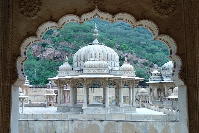 Golden Triangle Delhi Agra Jaipur 3 Night 4 Days - A car-and-driver Golden Triangle that keeps your brain on vacation