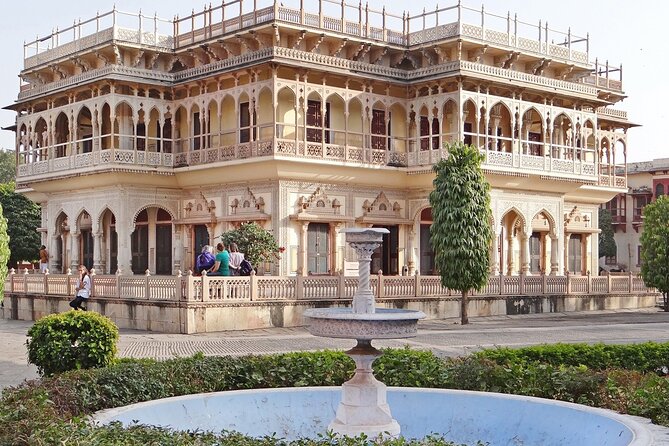 Golden Triangle Delhi Agra Jaipur Tour from Delhi - Day 3 Jaipur highlights: Amber Fort, City Palace, and the photo-friendly trio