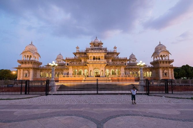 Golden Triangle Tour 3 Days with Accommodation & Entrance fee - The best part of Agra day: Taj Mahal in the morning, then Agra Fort