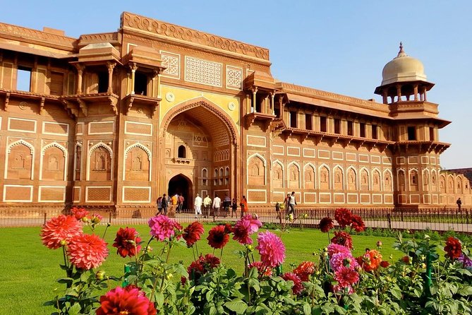 Golden Triangle Tour 3 Nights 4 Days : { Taj Mahal at Sunrise } - Day 3: Amber Fort, Jal Mahal photos, City Palace, and Jantar Mantar