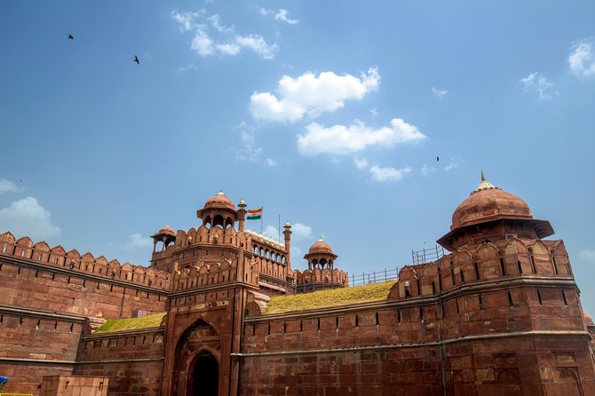 Golden Triangle Tour 4 Days : Private and all inclusive - Jaipur Day 3: Amber, stepwell photos, royal palaces, and science at Jantar Mantar