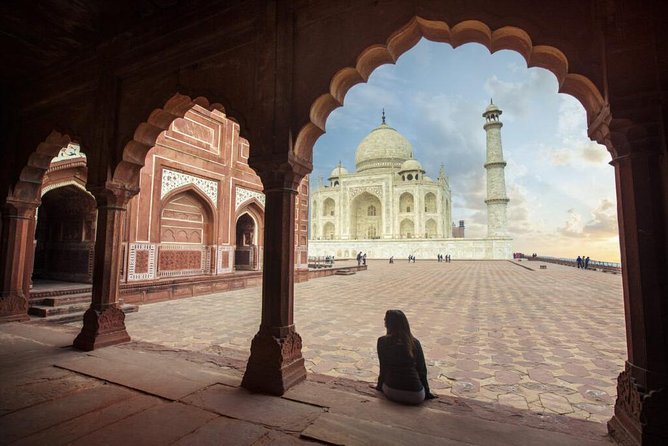 Golden Triangle Tour India - Delhi arrival day: pickup from the airport and a calm first night