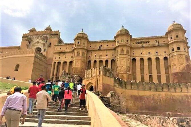 Golden Triangle Tour Package Delhi Agra Jaipur - Door-to-Door Pickup and A/C Comfort Between Cities