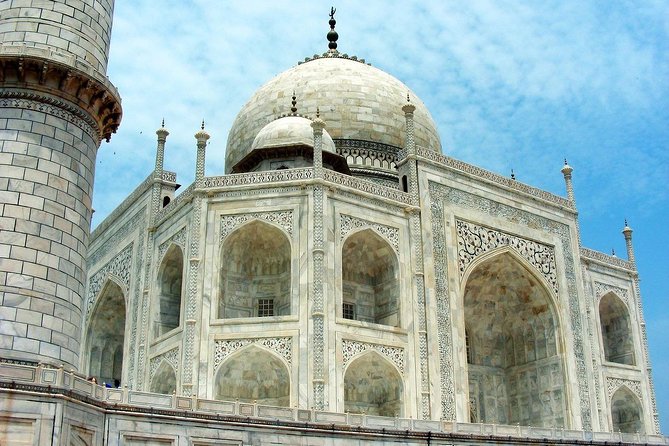 Golden Triangle Tour with Kerala - New Delhi and Old Delhi: Qutub Minar, Humayun’s Tomb, and Chandni Chowk on purpose